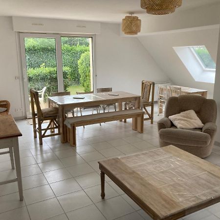 Maison Familiale Dans Une Rue Paisible Gouville-sur-Mer Kültér fotó