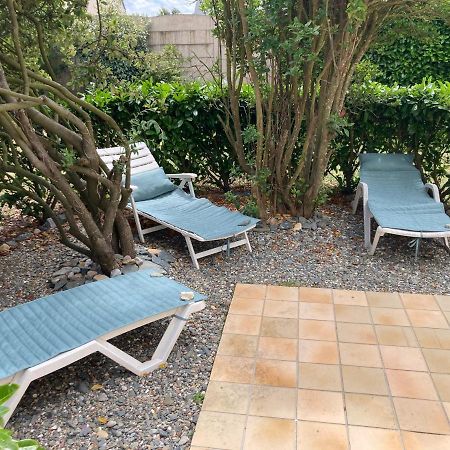 Maison Familiale Dans Une Rue Paisible Gouville-sur-Mer Kültér fotó